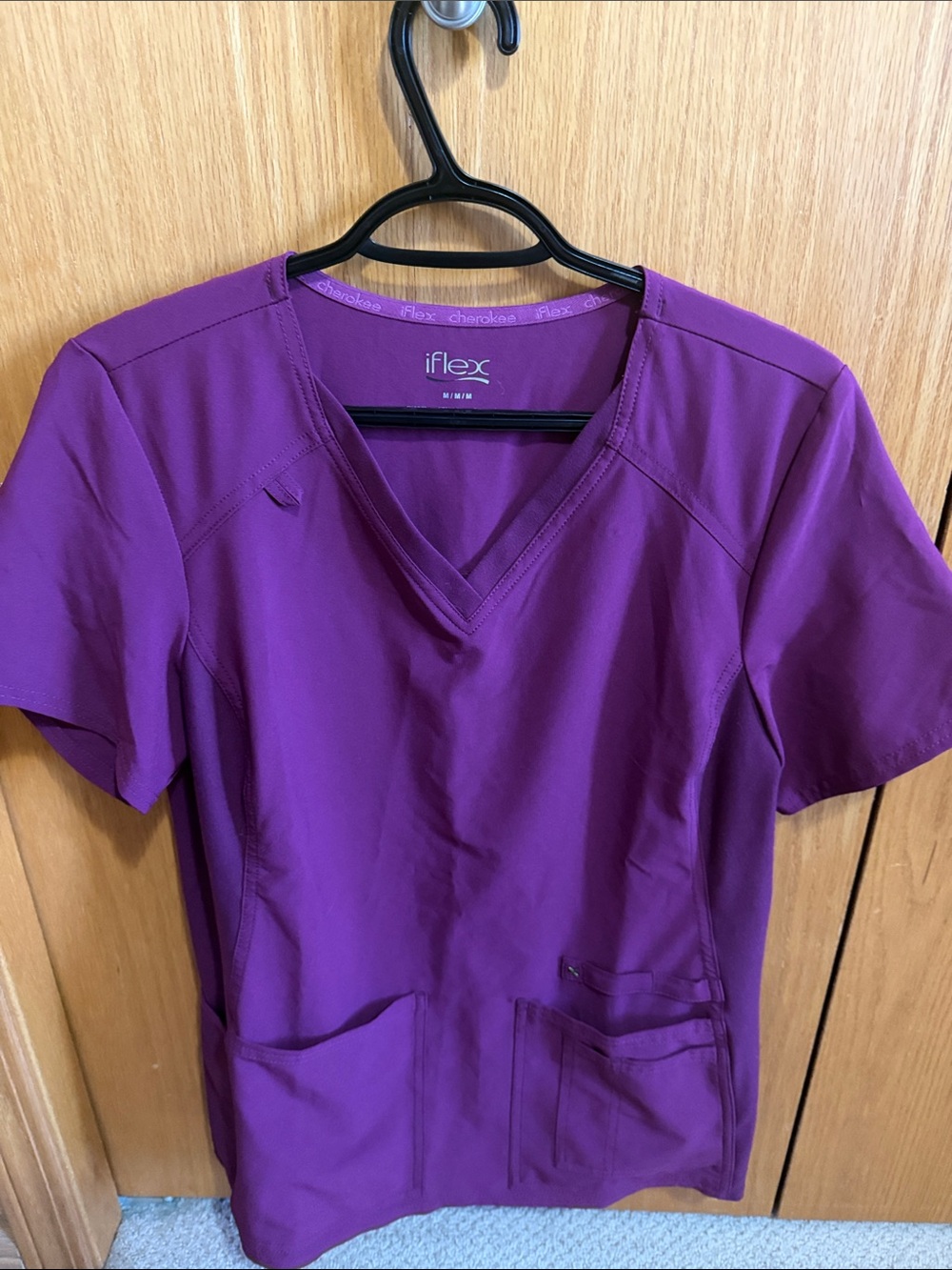 Women's V-Neck Scrub Top in Deep Purple